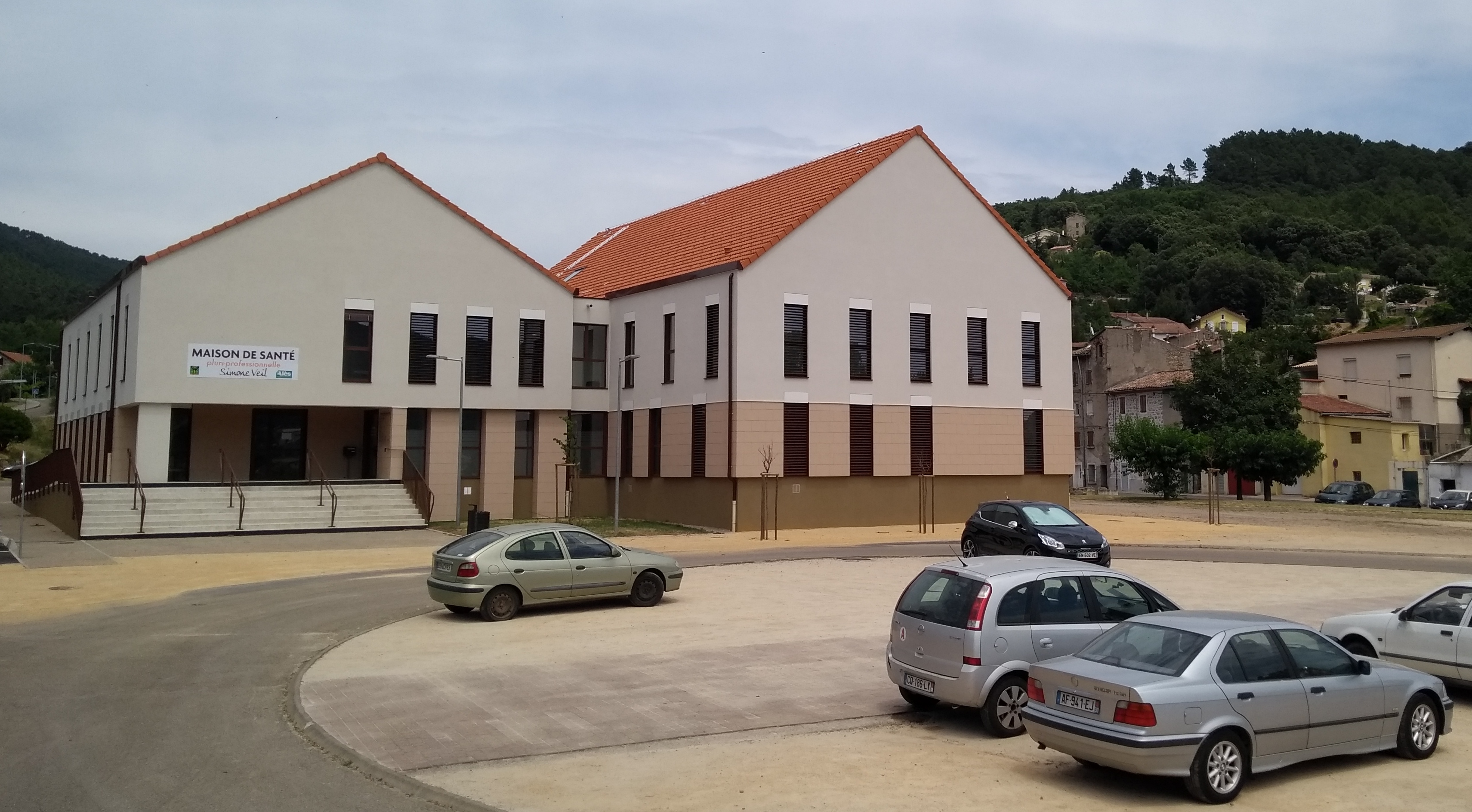 Construction d'une maison de santé pluriprofessionnelle au cœur du quartier  prioritaire du Centre Ville-Arboux et Trescol-La Levade | L'Europe s'engage  en France, le portail des Fonds européens